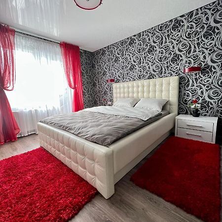 Relax. Просторі Та Затишні Апартаменти Ternópil Exterior foto