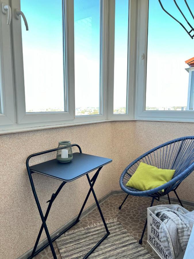 Relax. Просторі Та Затишні Апартаменти Ternópil Exterior foto