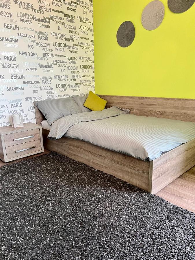 Relax. Просторі Та Затишні Апартаменти Ternópil Exterior foto