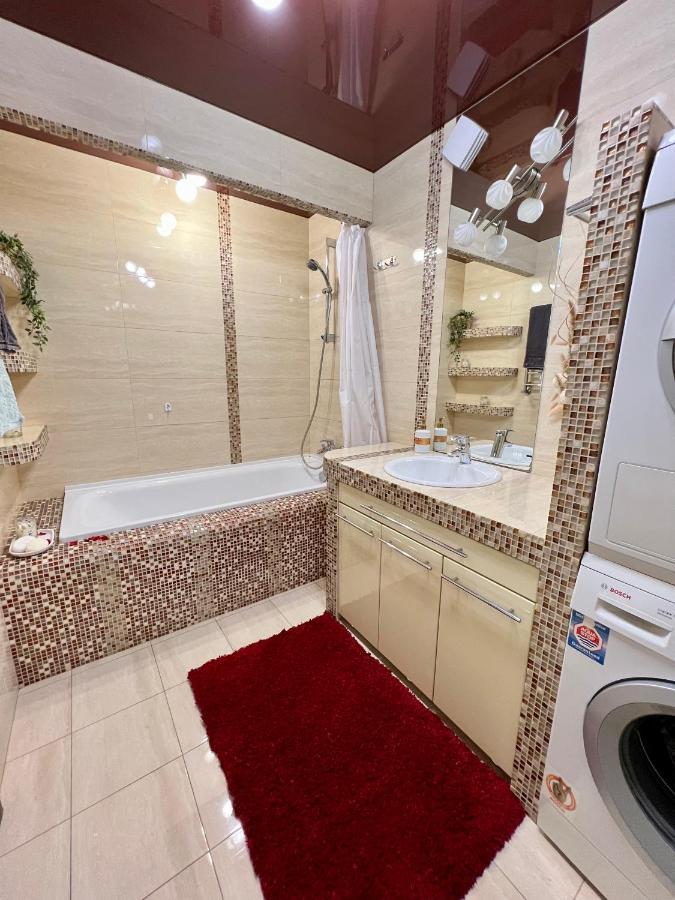 Relax. Просторі Та Затишні Апартаменти Ternópil Exterior foto