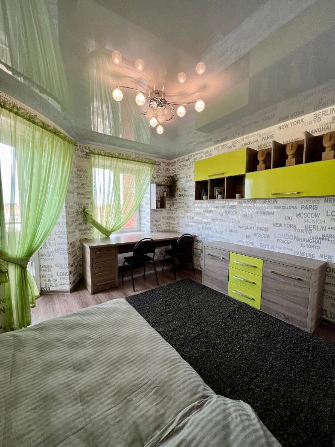 Relax. Просторі Та Затишні Апартаменти Ternópil Exterior foto