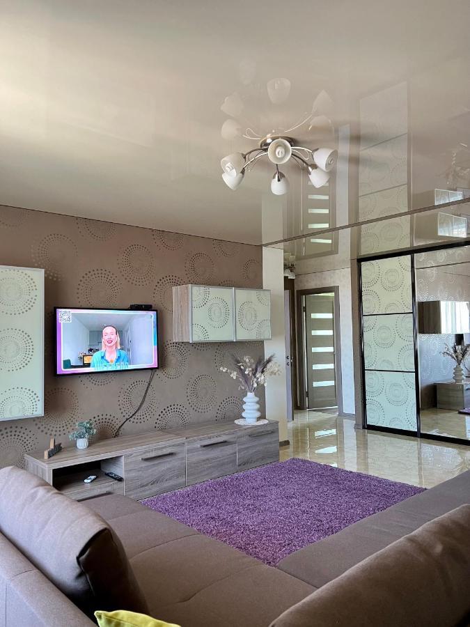 Relax. Просторі Та Затишні Апартаменти Ternópil Exterior foto